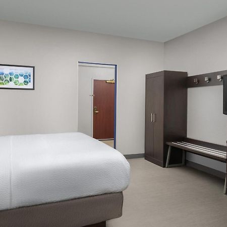 Holiday Inn Express Knoxville-Strawberry Plains By Ihg Zewnętrze zdjęcie